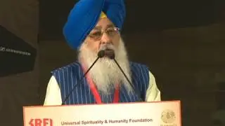 S. Paramjit Singh Chandhok, Chairman, Bangla Sahib Gurudwara, addresses at 12th World Confluence