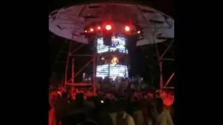 Santos Suarez & Felipe Cruz ft. Miss Bunty - Beachboom Anthem Live @ Beachboom 2009 - 05-09-09 / 01