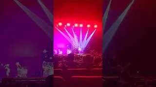 Room for Happiness (Kaskade's ICE Mix) LIVE feat. Skylar Grey