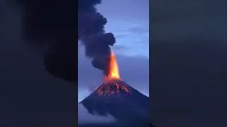 Spectacular Mayon Volcano Eruption in 4K | Lava Fountains & Dark Ash Clouds