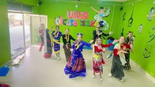 Kerako Paatle Vui Chunxa Trending Tamang Selo song DANCE on Nepali Cultural Dress 