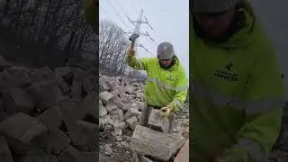 Snowy Stone dressing #stone #snow #UK #build #weather #stonework #stonemasonry #mason #work #shorts