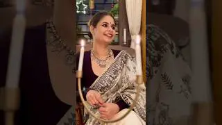 #diwali2024 #festivevibes #diwalicelebration #festivaloflights #festivesarees #festivejewellery