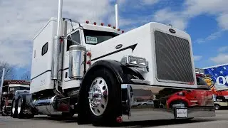 'Casablanca' -- Peterbilt 379 with one of the last Double Eagles