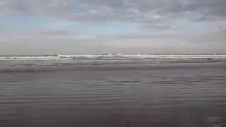 Plage de Kerhillio le matin du 1er Championnat de Bretagne de Kite surf sur les vague