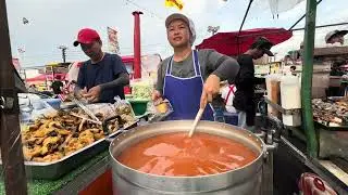 มาเป็นภูเขา แต่ขายแป๊บเดียวหมด ￼￼เก๋แกงส้ม ตลาดเซฟวัน..หม้อยักษ์ เจ้าแรกเจ้าเดียว ขายดีขายหมดทุกวัน