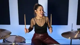 Domino Santantonio covers Abracadabra by Lady Gaga