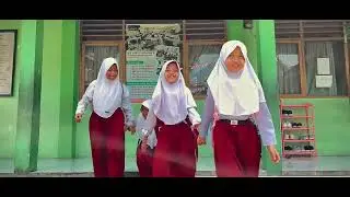 In my small class I planted Indonesia - Short Movie By Media Pembelajaran ID