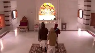 LIVE ISKCON Govardhan || Darshan Ārati  & Guru Puja 26-12-2025