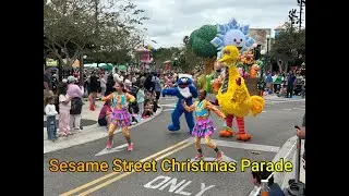 Sesame Street Christmas Parade #sesamestreet #christmas #parade #seaworld