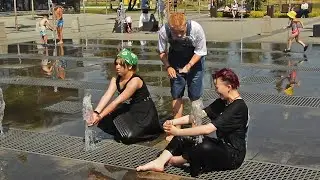 Girls, fountain and wet trousers and dresses-1! / Девушки, фонтан и мокрые брюки и платья-1!