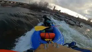R1 Rafting!   TRICKS & TIPS!   Offside Surfing