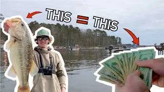 ОГРОМНЫЙ ОКУНЬ ПОПАН НА ТУРНИРЕ (Фоллс-Лейк, Северная Каролина)