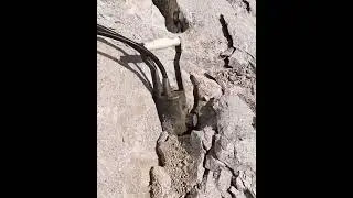 Rock breaking technology with hydraulic system