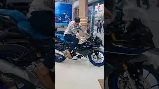 R15M | Black Carbon R15M | R15M Price 2025 #shorts #viral #ytshorts #bike #trending #views #foryou