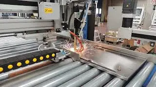 AUTOMATED SYSTEM FOR THE MANUFACTURE OF METAL CABINETS USING LASER WELDING 