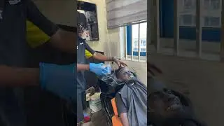 Ghanaian&nbsp;barbers&nbsp;and&nbsp;their&nbsp;Acidic&nbsp;Yomo🤣🤣🤣