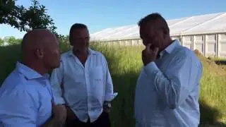 Super Brian bruger T&oslash;ffe som boksebold