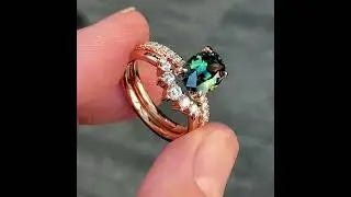 Bespoke Australian parti teal sapphire engagement ring, Sydney jeweller Lizunova Fine Jewels.