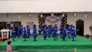 Little Graduates dance performance 