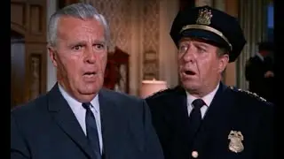 Without Batman, Gotham City Police Paralyzed with Fear - 1966