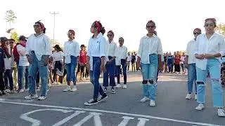 🇮🇩Nona2 Cantik Lekwari 👍Gerak Jalan + Goyang Empang Jemaat Lawawang