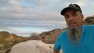 ولي الله عمر أنجار مرعب السحرة والمشعوذين يزور ضريح سيذي مسعوذ شتنبر 2024.