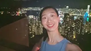 20240628 20:07 selfie with the evening view from the Victoria Peak 太平山山頂 in Hong Kong