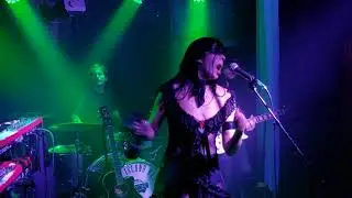 The Silk War live at Lola - Blue Hour (Live)