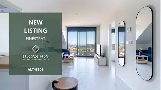 Duplex penthouse for sale in a private resort with attractive sea views located in Finestrat