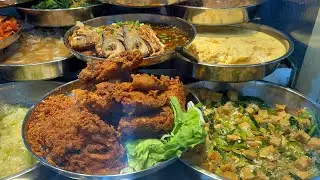 SINGAPORE STREET FOOD:SO MANY PEOPLE LOVE TO EAT DELICIOUS LUNCH AT SINGAPORE HAWKER FOOD CENTRE