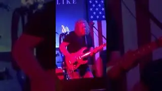 Mark Dunn -South Beach Grill Solo