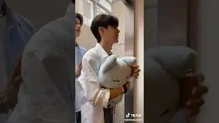 Park han bin & lee jeong hyeon ex boys planet sweet moment while bringing big doll #parkhanbin