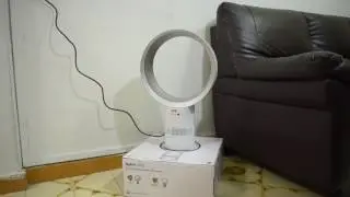 Unbox - Dyson AM06 Desk White