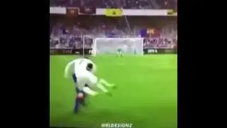 Cristiano Ronaldo si da al Wrestling su FIFA 15