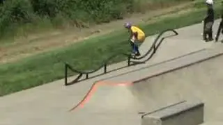 Dru Brownrigg skateing the snake
