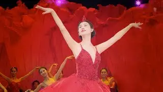 Lin Zhiling appeared surprisingly in the water ballet performance