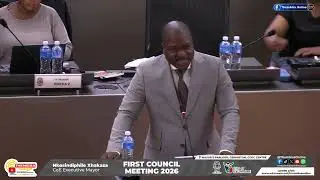 Executive Mayor Nkosindiphile Xhakaza addressed the Council in the first sitting