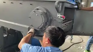 Demonstration of Disassembly of Shredder Screen Mesh