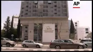 Cyprus - Finance minister resigns, president on investigation into financial crisis / Harris Georgia
