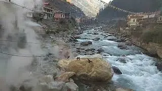Feel the water and hot spring 