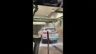 Car Wash in Dubai is so fun ! Quick and cheap