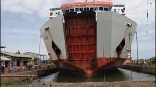 PT.dkb Cirebon kmp.Neomi masuk docking