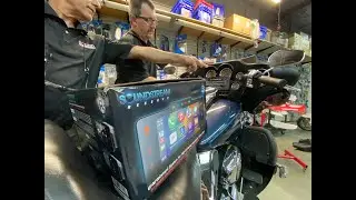 Installation of SoundStream Reserve HDHU.9813SG Plug & Play Stereo For 98-13 Harley Davidson
