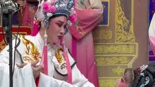 #广东潮阳潮剧团 孟丽君#演出现场拍摄 #青年戏曲传播者 #弘扬戏曲文化 #精彩片段分享 @潮剧林丽丽（潮阳潮剧团） @潮剧演员曾俏颖（俏皮颖）
