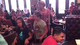 Bon Voyage Breakfast Princess Parade with Joplin Botelho-Wade and Greta Rain Jones.