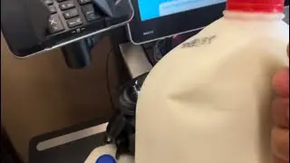 Whole and 2% Milk prices at Aldi Self checkout