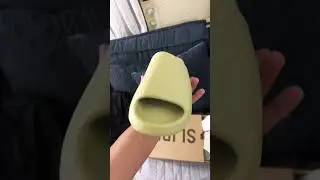 Yeezy Slide Resin 2022