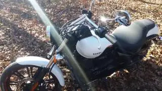 2016 Kawasaki Vulcan Custom 900 comparison Yamaha Bolt R-Spec side by side compare