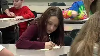 Golden Apple: Teaching Probability in North Clay Middle School